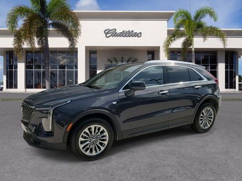 Certified 2025 Cadillac XT4 Premium Luxury FWD image 6