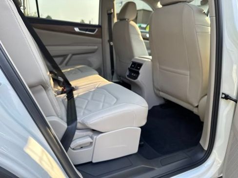 Used 2026 Volkswagen Atlas SE FWD image 16