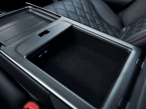 Used 2024 Mercedes-Benz S 580 4MATIC Sedan w/ AMG Line image 55