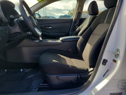 Used 2023 Nissan Sentra SV image 16