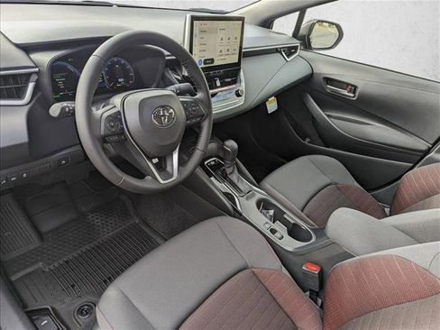 New 2026 Toyota Corolla SE image 3