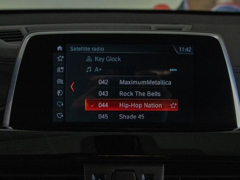 Used 2018 BMW X2 sDrive28i w/ Convenience Package image 9