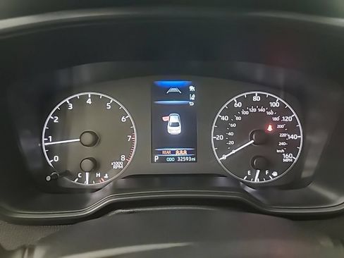 Used 2025 Toyota Corolla LE FWD image 30