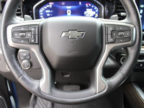 Used 2024 Chevrolet Silverado 1500 LT Trail Boss w/ Convenience Package II image 12