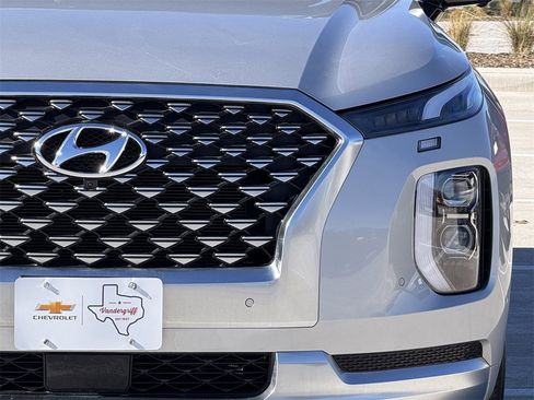 Used 2021 Hyundai Palisade Calligraphy image 9