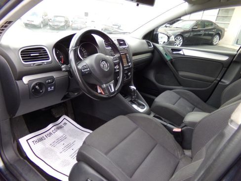 Used 2013 Volkswagen Golf TDI image 58