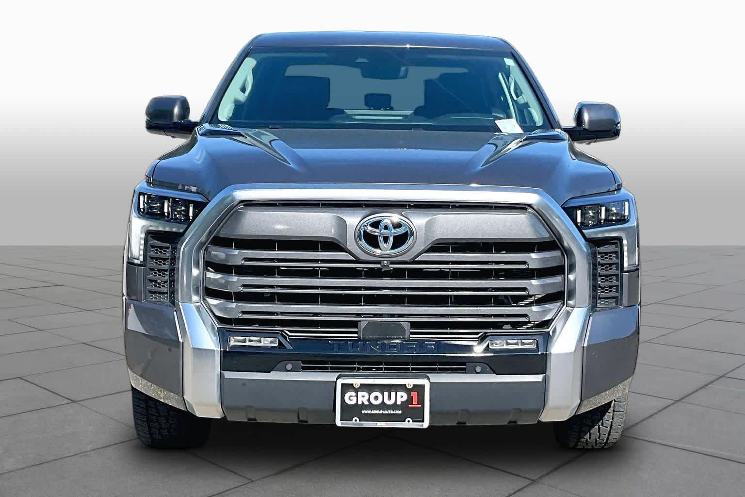 Used 2024 Toyota Tundra Limited AWD/4WD image 7