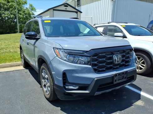 Used 2022 Honda Passport TrailSport image 11