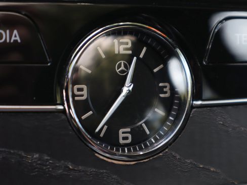 Used 2018 Mercedes-Benz C 300 Sedan image 17