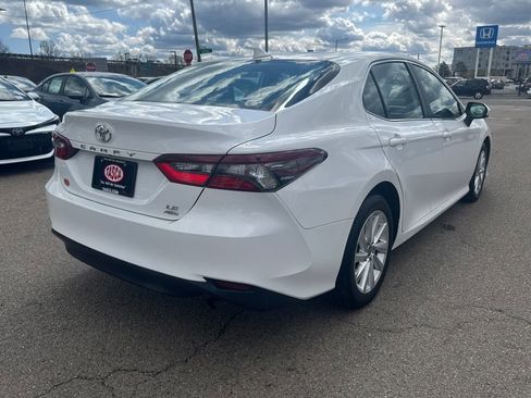 Used 2023 Toyota Camry LE image 7