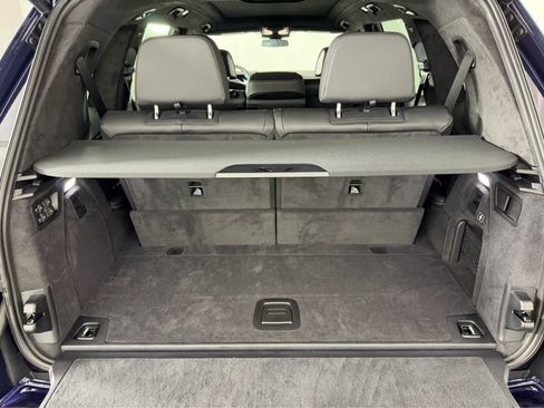 New 2026 BMW X7 M60i image 15