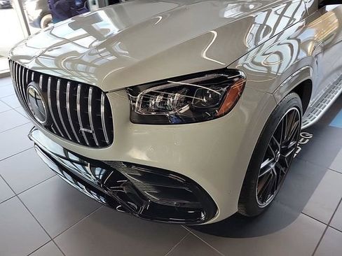 New 2025 Mercedes-Benz GLS 63 AMG 4MATIC image 10