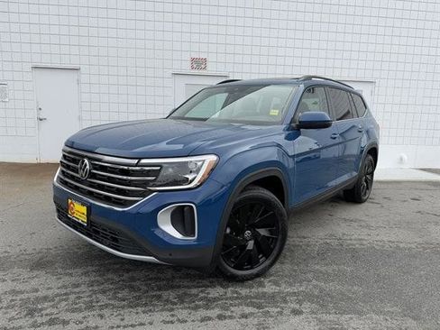 New 2026 Volkswagen Atlas SE image 1