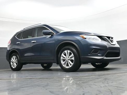 Used 2016 Nissan Rogue SV image 28