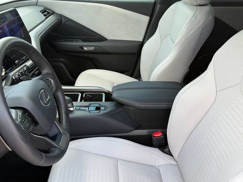 Used 2024 Lexus TX 350 FWD w/ Captains Chair Package image 9