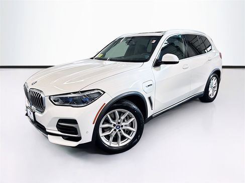 Certified 2023 BMW X5 xDrive45e w/ Executive Package image 1