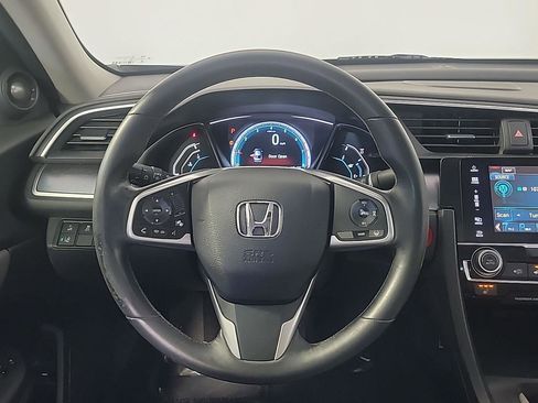 Used 2016 Honda Civic Touring image 21