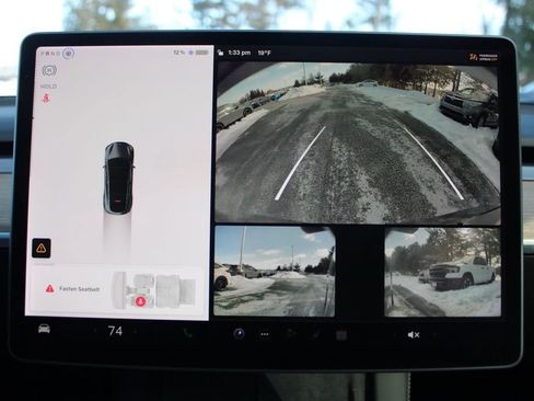 Used 2021 Tesla Model Y Long Range image 22