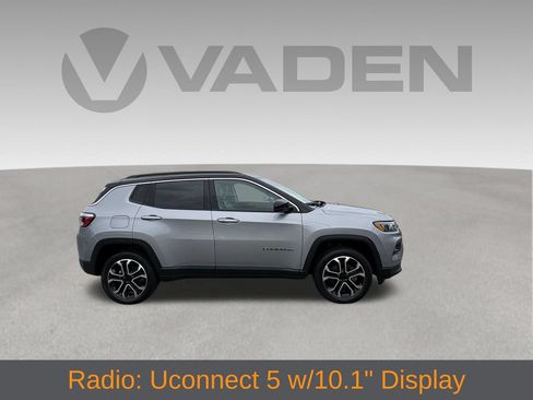 Used 2022 Jeep Compass Limited AWD/4WD image 5