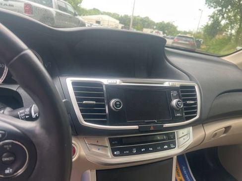 Used 2013 Honda Accord EX-L image 15