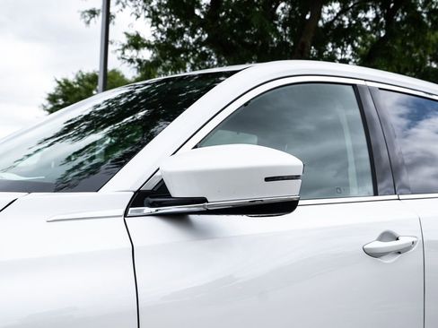 Certified 2023 Acura MDX SH-AWD w/ Technology Package image 12