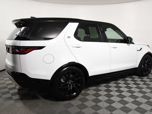 Used 2025 Land Rover Discovery Dynamic SE AWD/4WD image 7