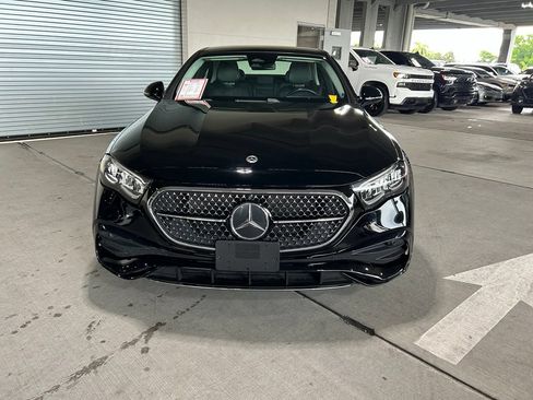 Used 2025 Mercedes-Benz E 350 Sedan w/ Winter Package image 8