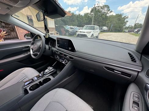 Used 2021 Hyundai Sonata SEL FWD image 11