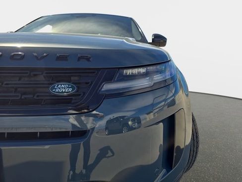 Used 2025 Land Rover Range Rover Evoque S image 34