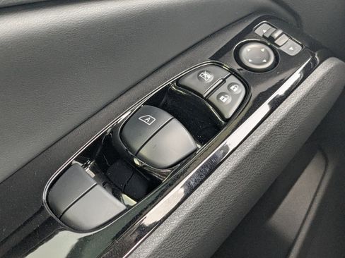 Used 2024 Nissan Altima 2.5 SR image 21