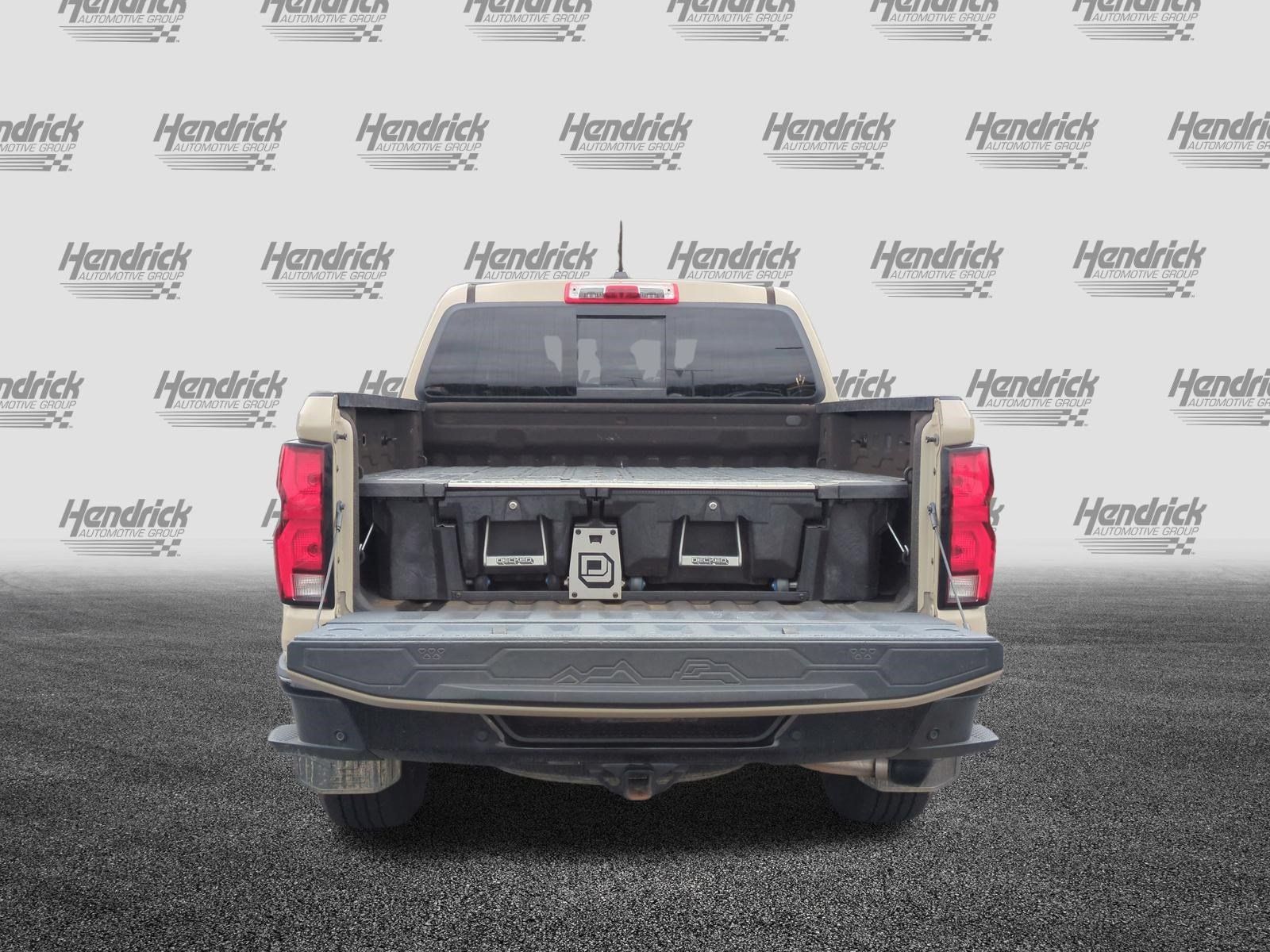 Used 2023 Chevrolet Colorado Z71 w/ Z71 Convenience Package 2 AWD/4WD image 32
