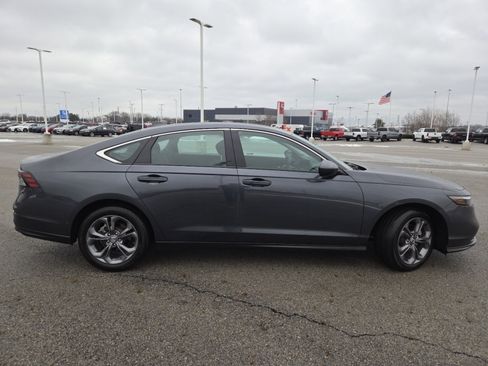 Used 2024 Honda Accord EX image 18