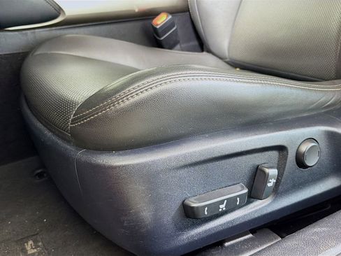 Used 2017 Lexus IS 200t image 24