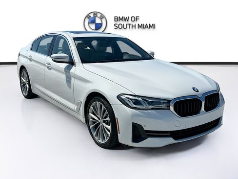 Certified 2023 BMW 530i RWD image 1
