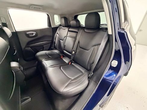 Used 2018 Jeep Compass Limited w/ Safe & Security Group AWD/4WD image 21