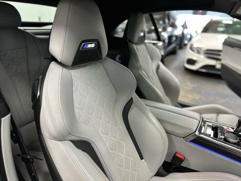 Used 2022 BMW M8 Competition image 40