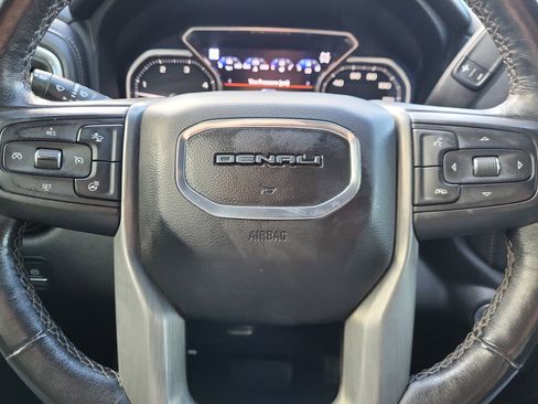 Used 2022 GMC Sierra 3500 Denali image 8