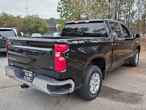 Used 2025 Chevrolet Silverado 1500 LT image 12
