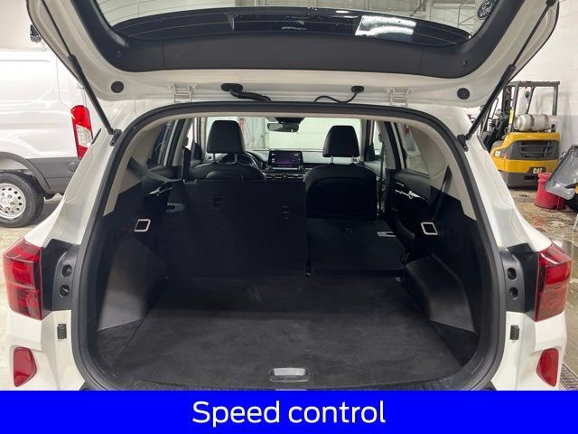 Used 2022 Kia Seltos EX AWD/4WD image 23
