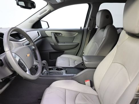 Used 2015 Chevrolet Traverse LT AWD/4WD image 13