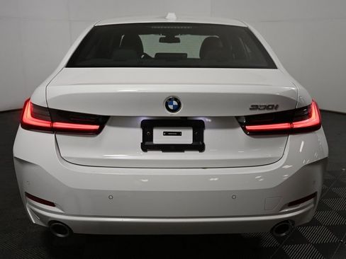 New 2026 BMW 330i Sedan w/ Convenience Package image 8