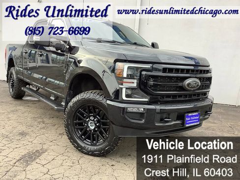 Used 2022 Ford F250 Lariat w/ Black Appearance Package image 21