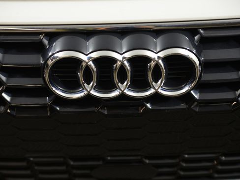 Used 2023 Audi A3 2.0T Premium w/ Convenience Package image 17