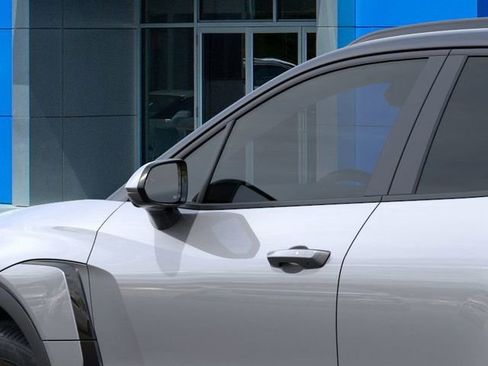 New 2026 Chevrolet Blazer EV LT image 12