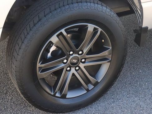 Used 2022 Ford F150 XLT w/ Equipment Group 302A High image 8