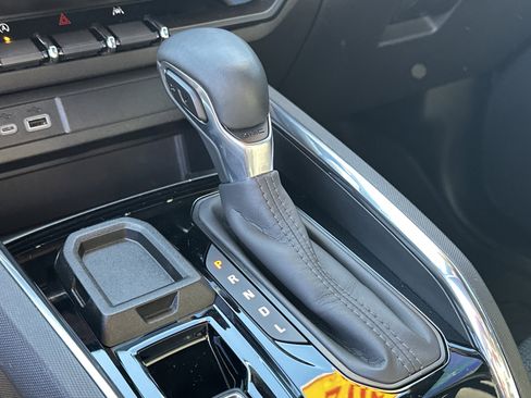 Certified 2024 GMC Canyon Elevation image 31