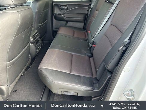 Used 2025 Honda Ridgeline Black Edition image 12