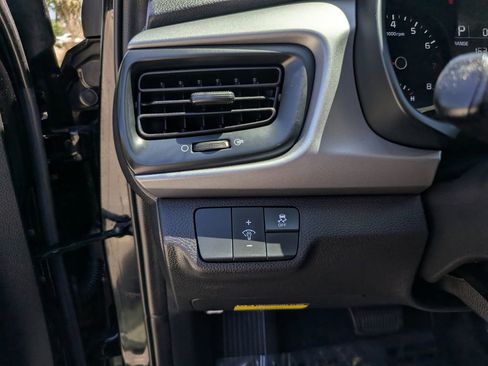 Certified 2023 Kia Rio S FWD image 27