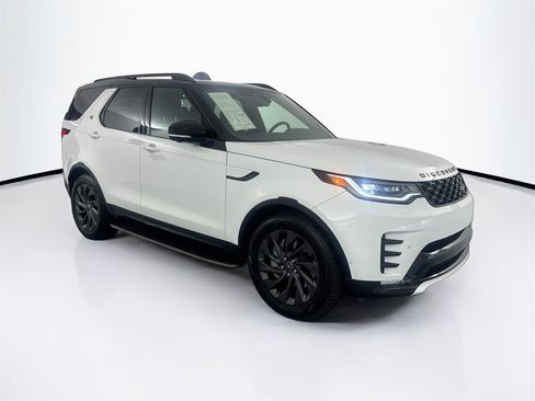 Used 2023 Land Rover Discovery S R-Dynamic image 3