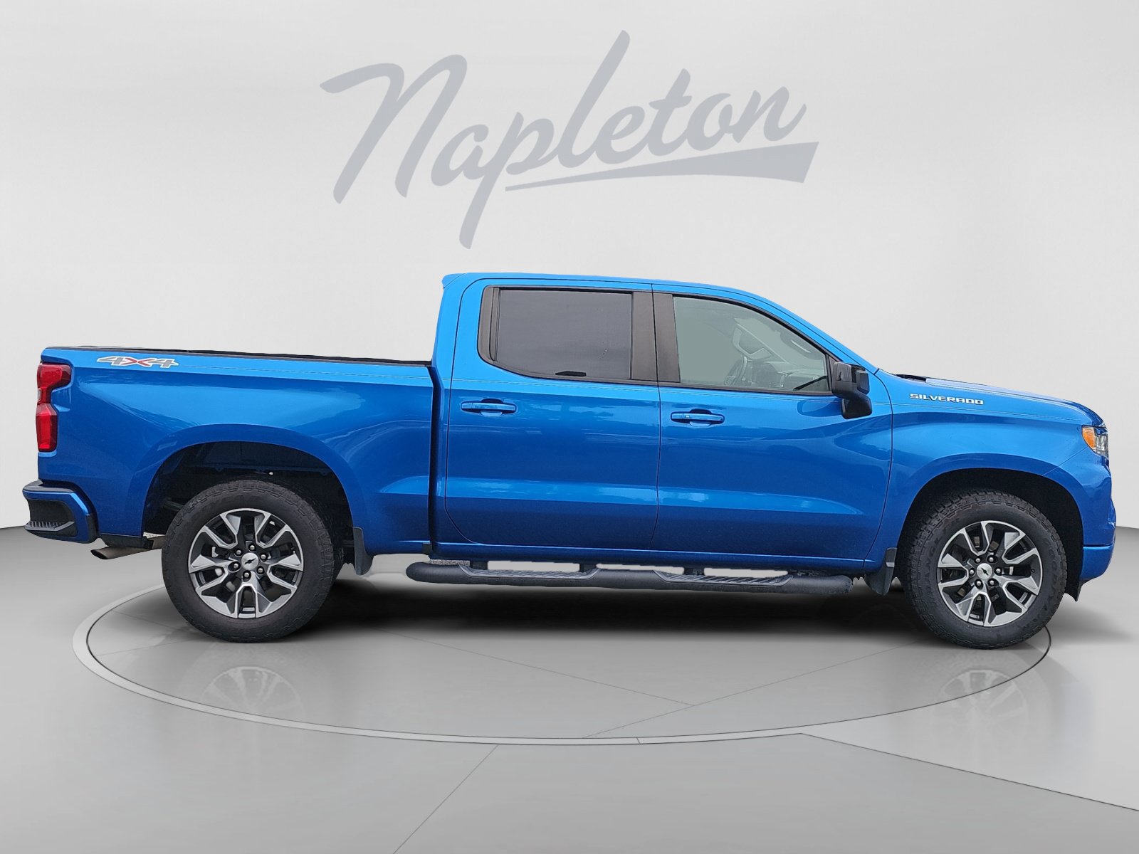 Used 2023 Chevrolet Silverado 1500 RST AWD/4WD image 7
